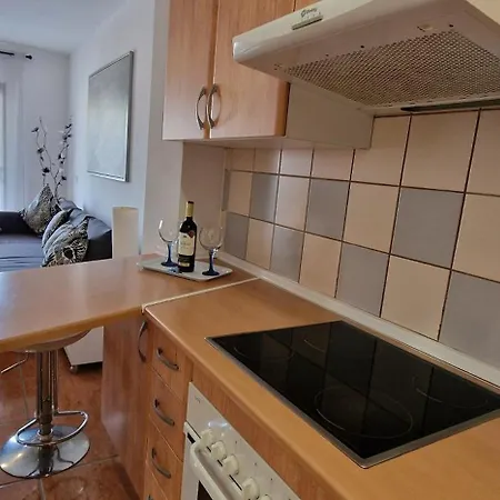 Apartman Aguamarina 812 *