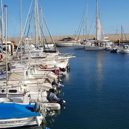 Aguamarina 812 * Σαν Μιγκέλ ντε Αμπόνα